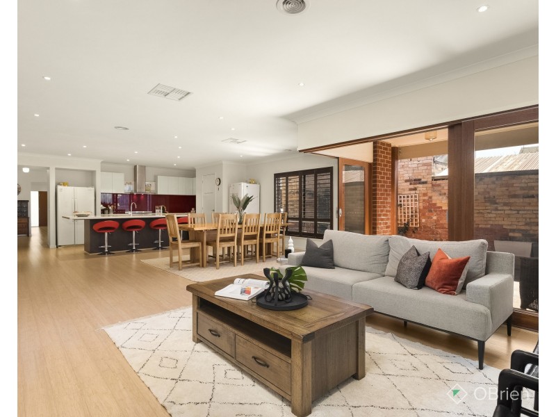 8 Cheel Street, Oakleigh East VIC 3166