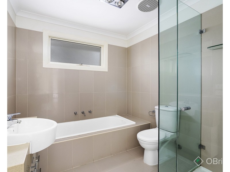 2/37 Colin Road, Oakleigh South VIC 3167