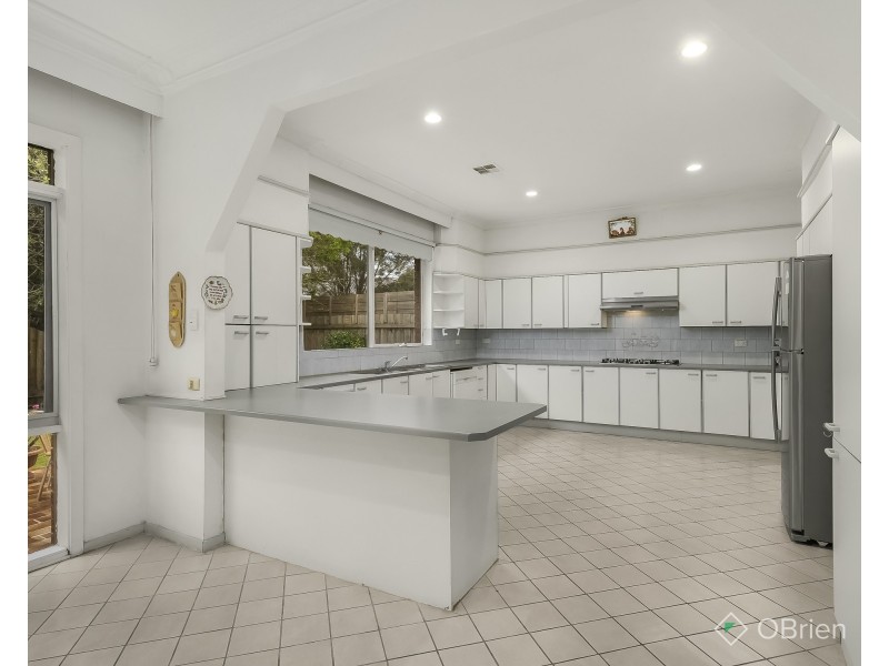 5 Claronga Street, Bentleigh East VIC 3165