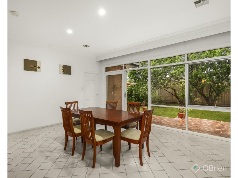 5 Claronga Street, Bentleigh East VIC 3165