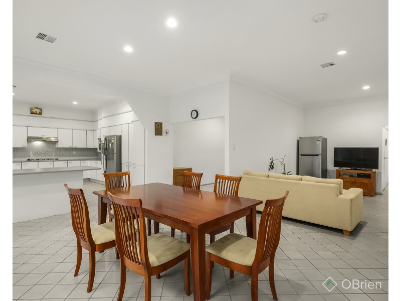5 Claronga Street, Bentleigh East VIC 3165