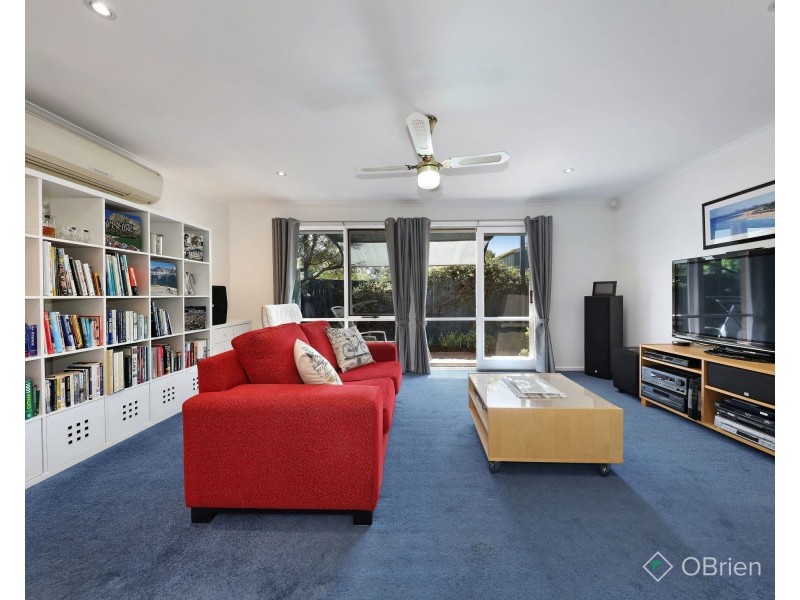 2/27 Elata Street, Oakleigh South VIC 3167