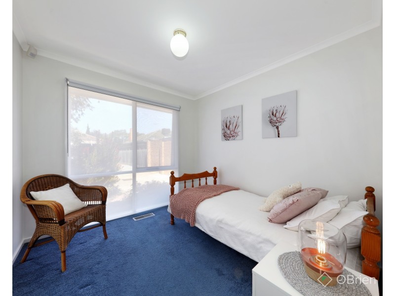 2/27 Elata Street, Oakleigh South VIC 3167
