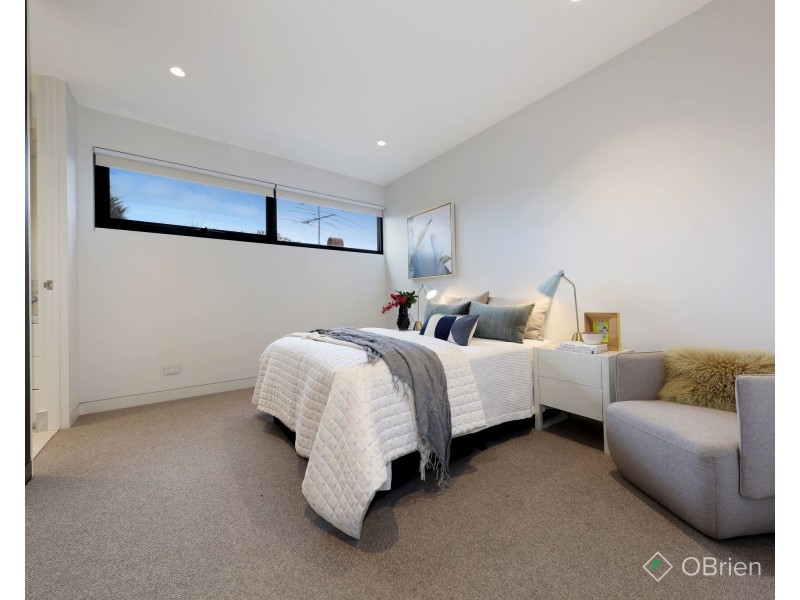9B Fitzgibbon Crescent, Caulfield North VIC 3161