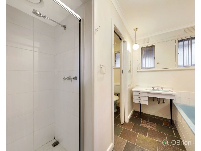 4 Keiller Street, Hampton East VIC 3188