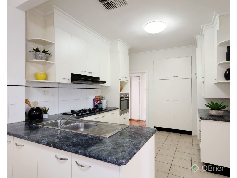 15 Murrong Avenue, Bentleigh East VIC 3165