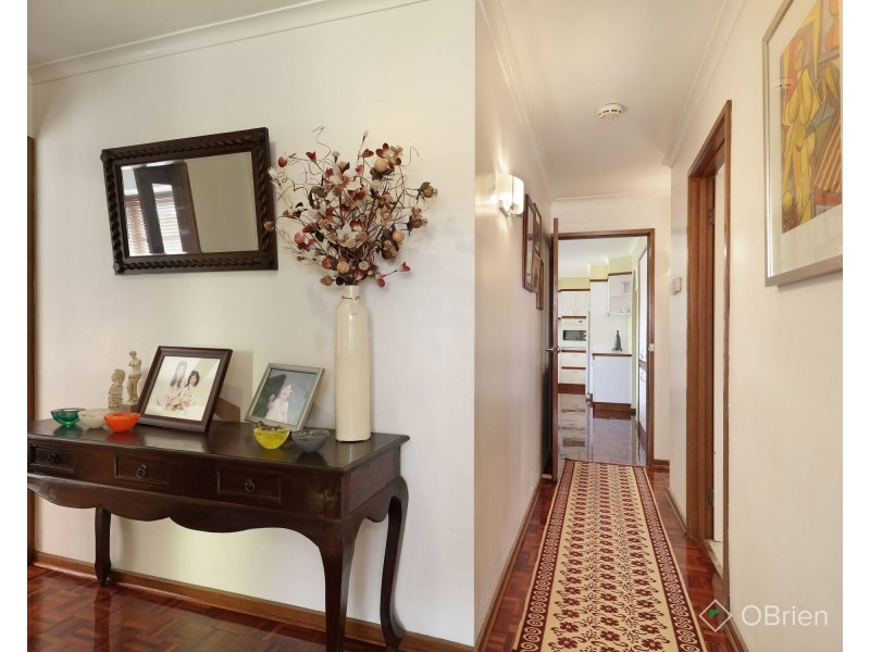 6 Tatiara Avenue, Clarinda VIC 3169