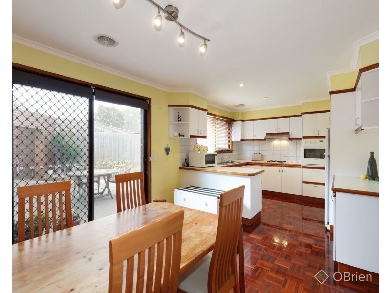 6 Tatiara Avenue, Clarinda VIC 3169