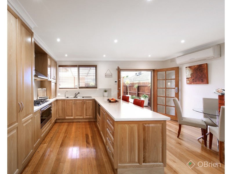 1/29 Golf Road, Oakleigh South VIC 3167