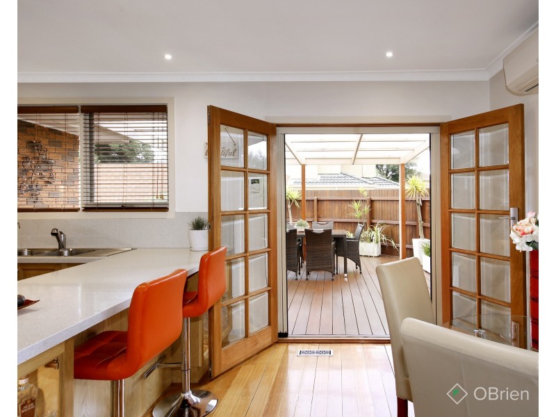 1/29 Golf Road, Oakleigh South VIC 3167