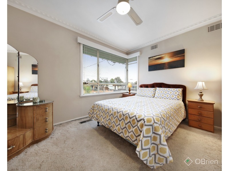 11 Carinya Road, Bentleigh East VIC 3165