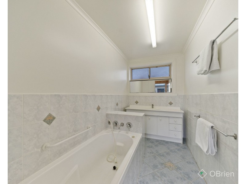 60 Purtell Street, Bentleigh East VIC 3165