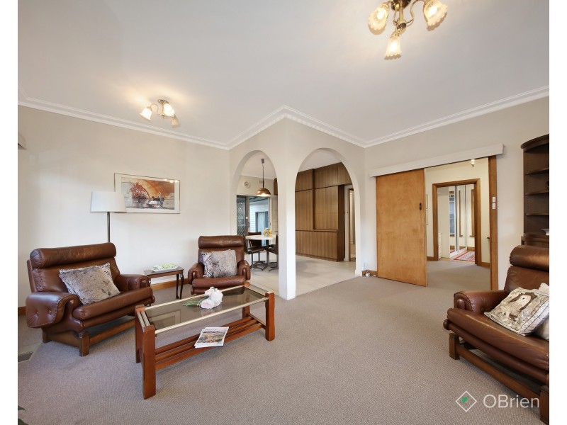 6 Acacia Avenue, Oakleigh South VIC 3167