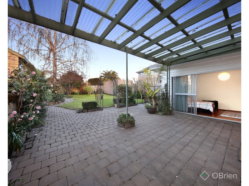 6 Acacia Avenue, Oakleigh South VIC 3167