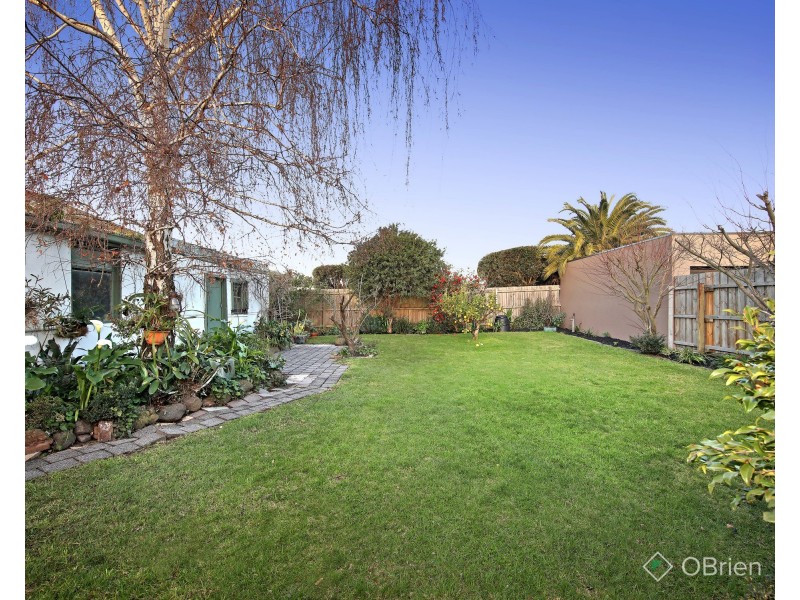 6 Acacia Avenue, Oakleigh South VIC 3167
