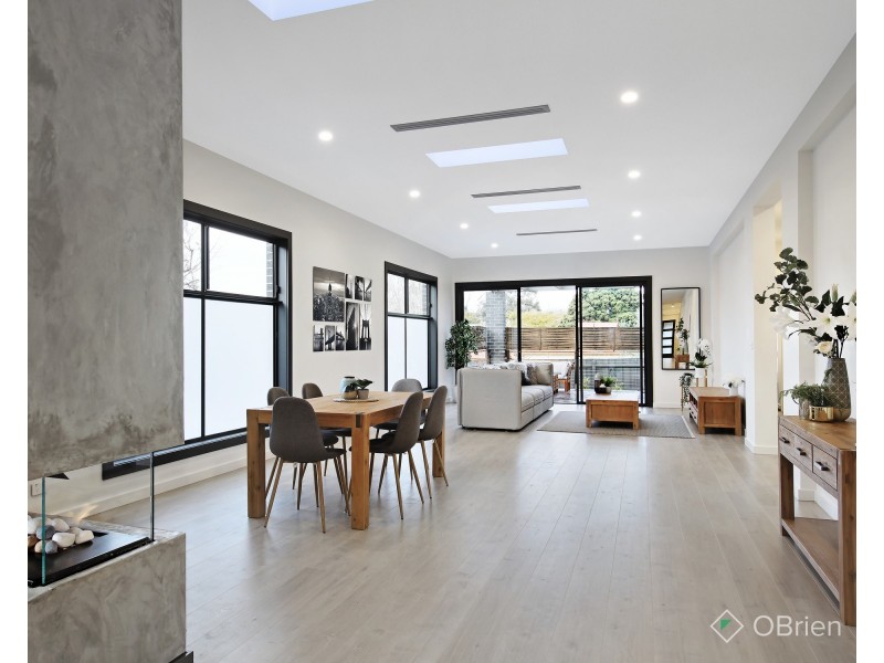 12 Lincoln Avenue, Oakleigh VIC 3166