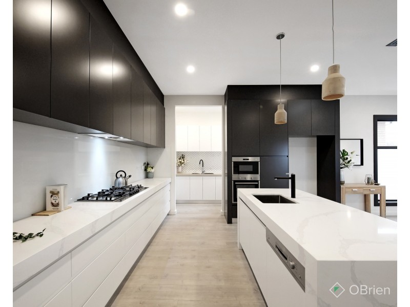 12 Lincoln Avenue, Oakleigh VIC 3166