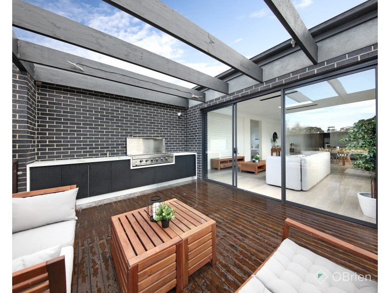 12 Lincoln Avenue, Oakleigh VIC 3166