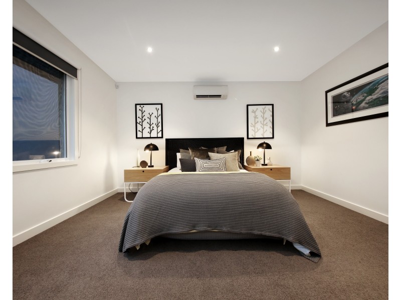 16 Arnold Road, Brighton East VIC 3187