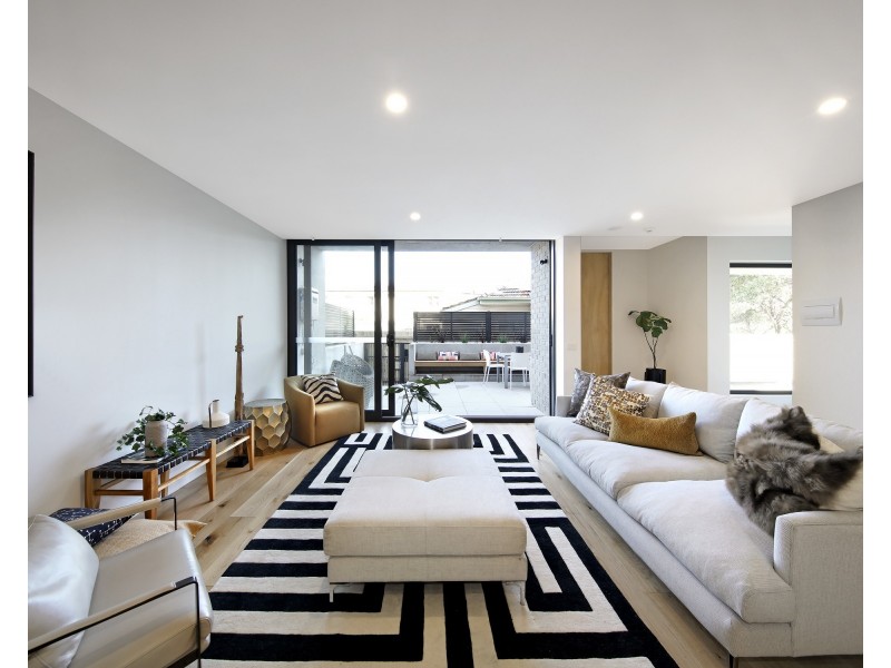11/30-32 Prince Edward Avenue, Mckinnon VIC 3204