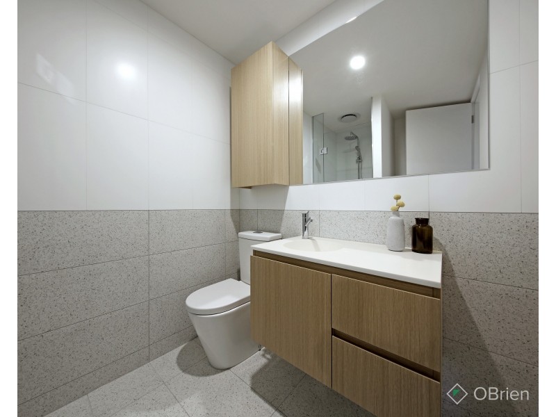11/30-32 Prince Edward Avenue, Mckinnon VIC 3204