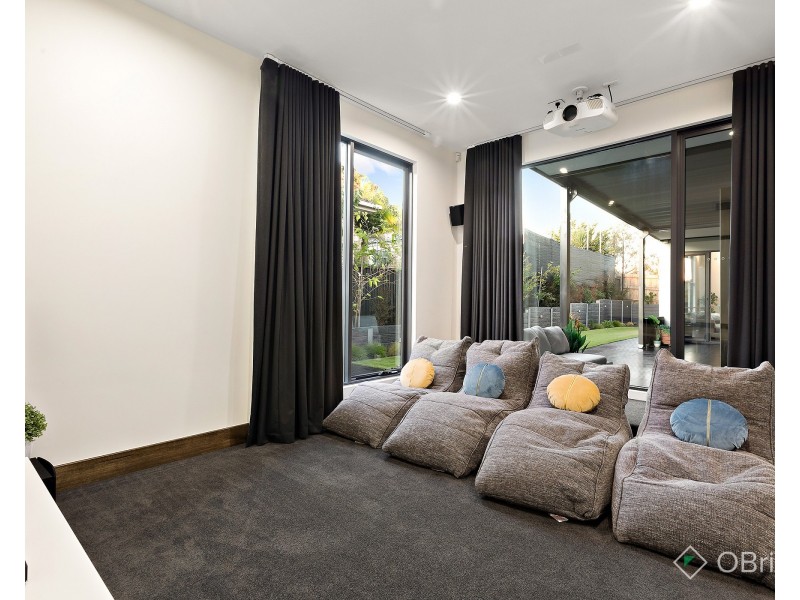 22 Silver Ash Avenue, Ashwood VIC 3147