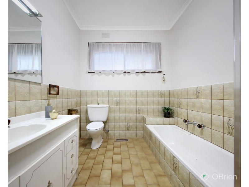 43 Garnett Street, Huntingdale VIC 3166