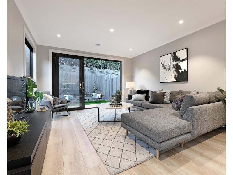 18B Sandra Grove, Bentleigh VIC 3204