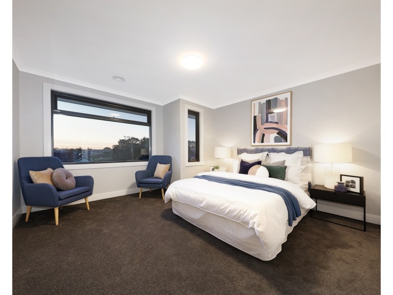 18B Sandra Grove, Bentleigh VIC 3204