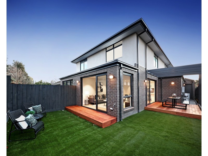 18B Sandra Grove, Bentleigh VIC 3204