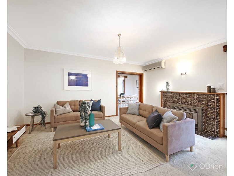 9 Stapley Crescent, Chadstone VIC 3148