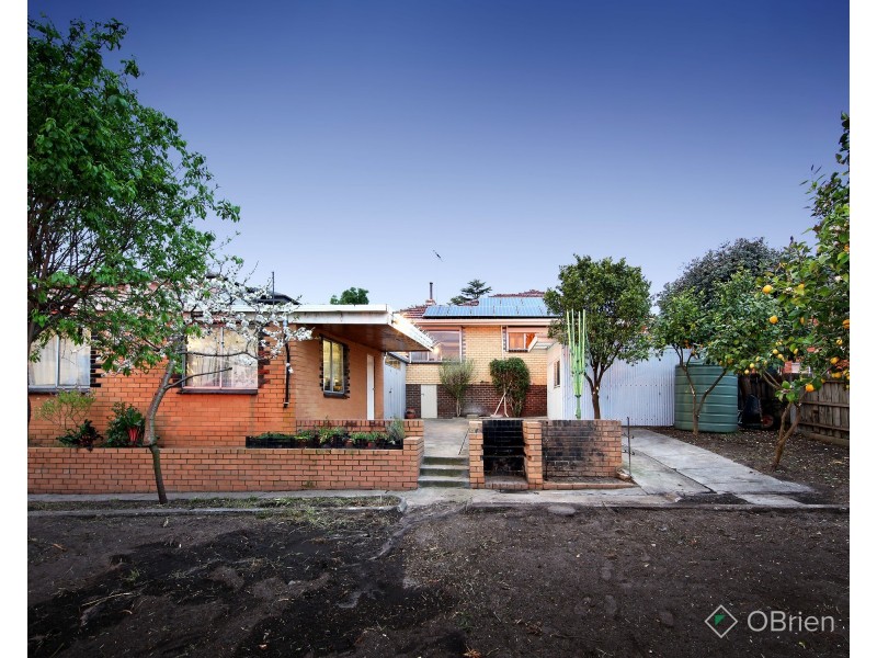 9 Stapley Crescent, Chadstone VIC 3148