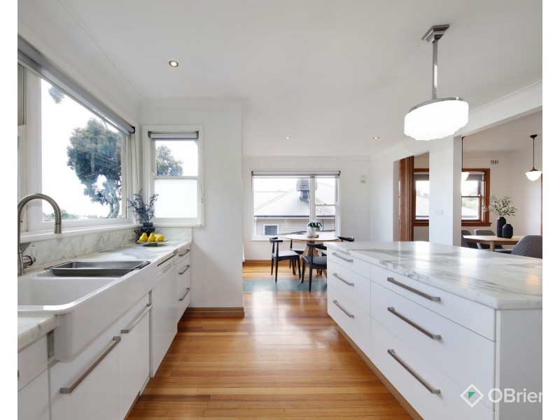 28 Fairview Road, Mount Waverley VIC 3149