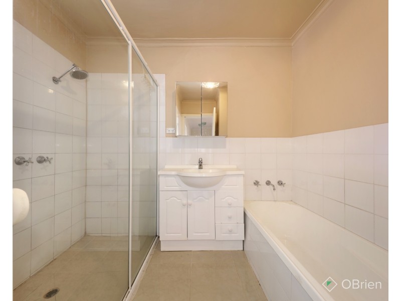 1/27 Margaret Street, Clayton VIC 3168