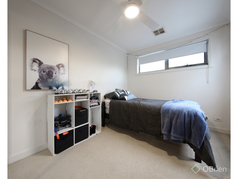 26 Ashberg Drive, Waterways VIC 3195