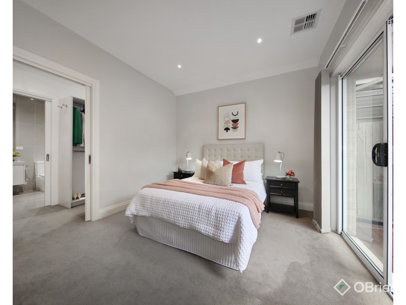 12 Alleford Street, Oakleigh South VIC 3167