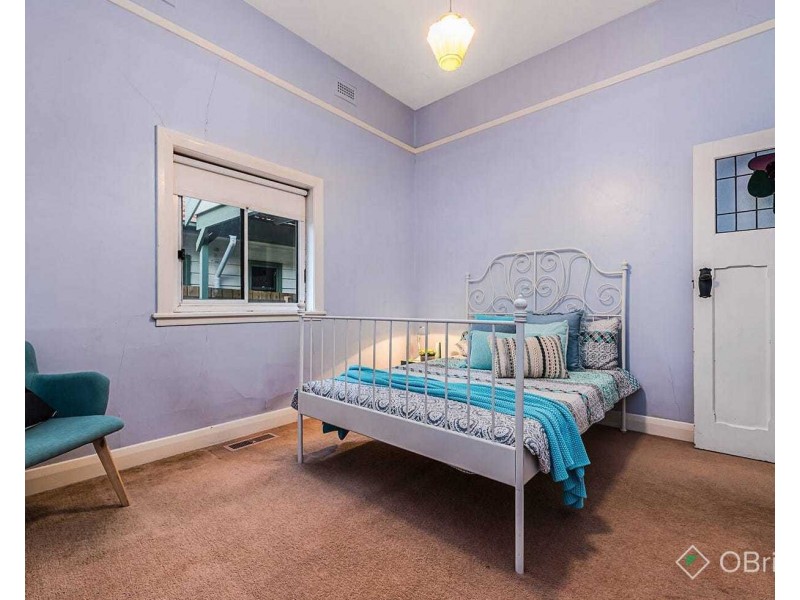 11 Connell Road, Oakleigh VIC 3166