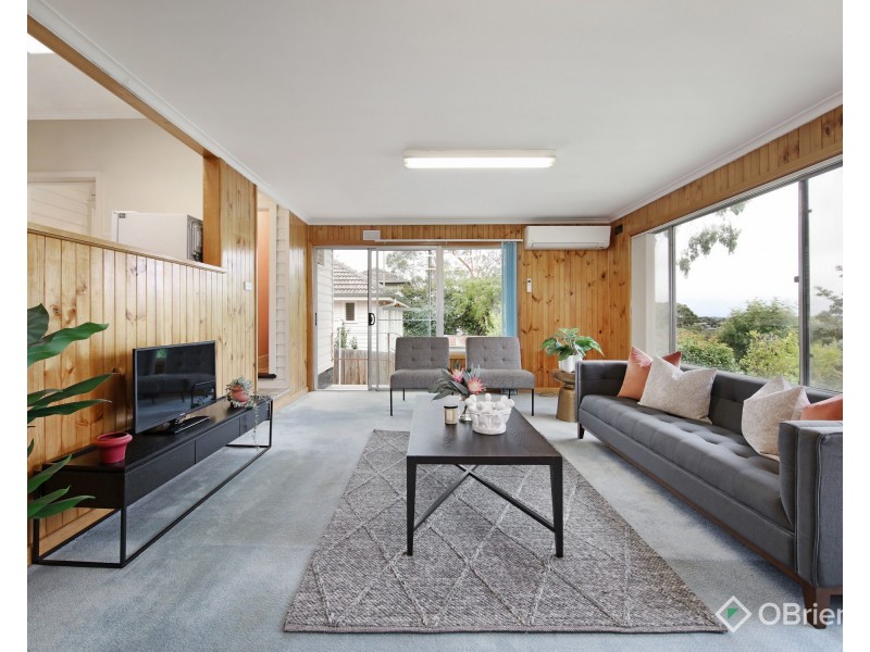 11 Grandview Road, Chadstone VIC 3148