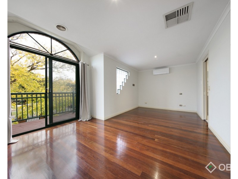 7 Kinrade Street, Hughesdale VIC 3166