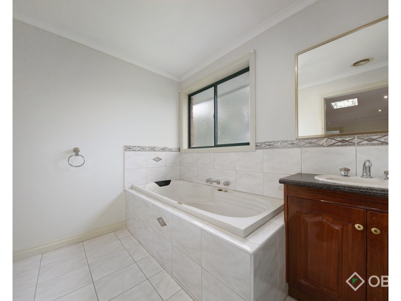 7 Kinrade Street, Hughesdale VIC 3166