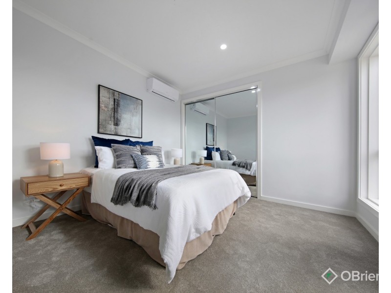 1/73 Hunt Crescent, Clarinda VIC 3169