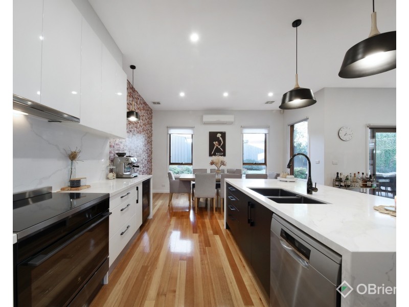 4 William Street, Oakleigh VIC 3166