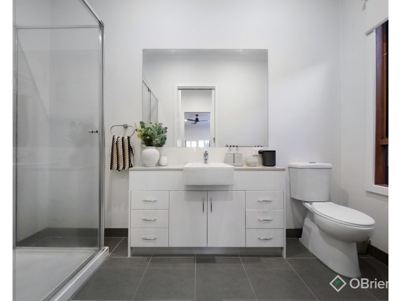 4 William Street, Oakleigh VIC 3166