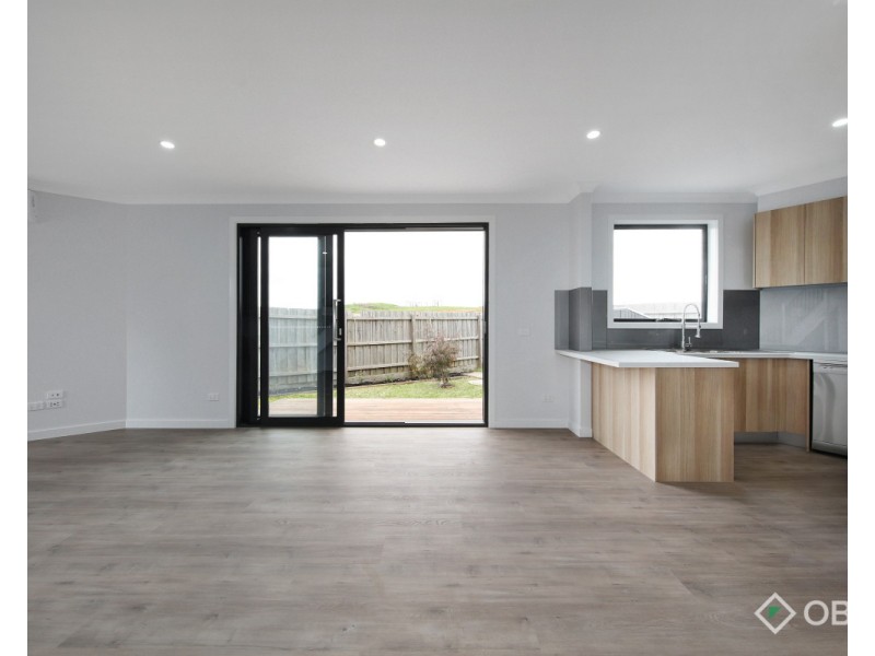 3/73 Hunt Crescent, Clarinda VIC 3169