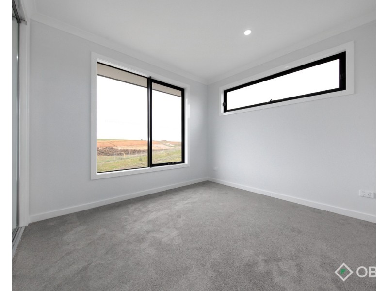 3/73 Hunt Crescent, Clarinda VIC 3169