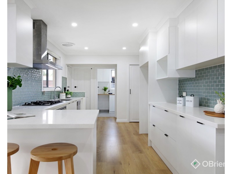 69 Sherbrooke Ave, Oakleigh South VIC 3167