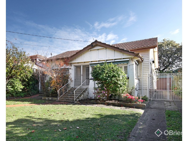 13 Lincoln Avenue, Oakleigh VIC 3166