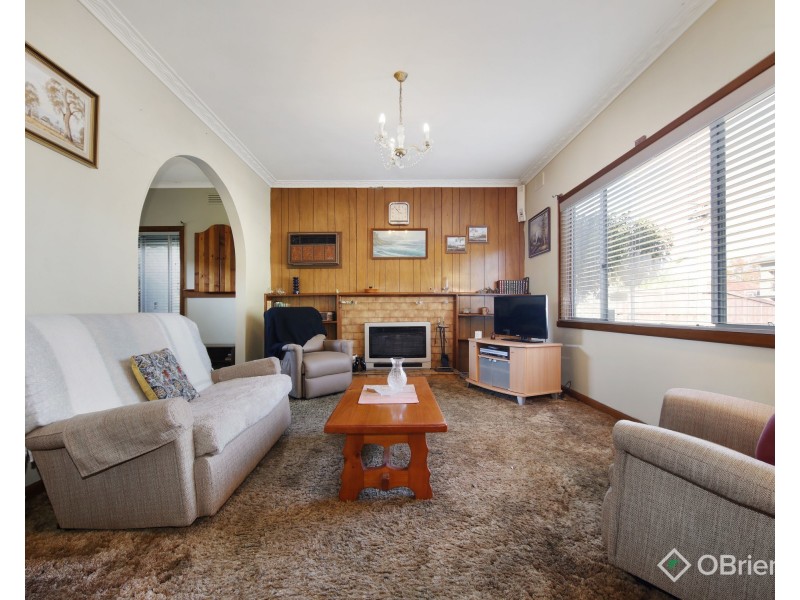 11 Warwick Street, Bentleigh East VIC 3165