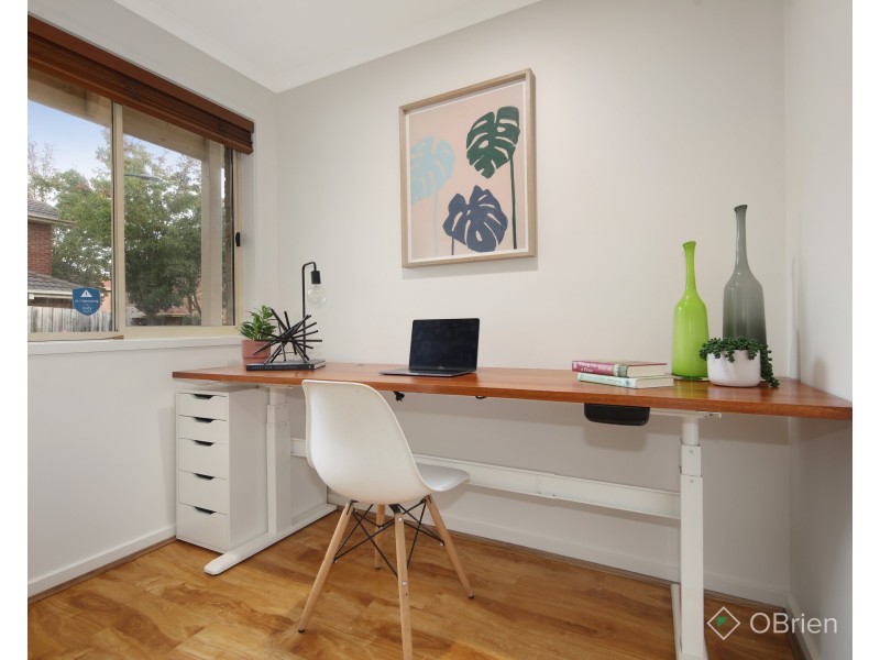 19 Gateway Close, Chadstone VIC 3148