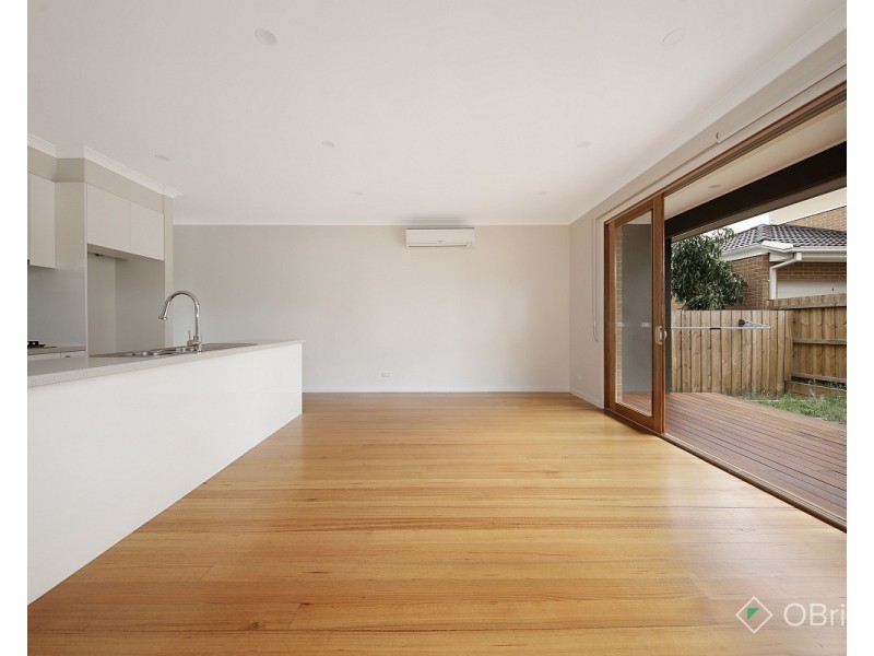 2/7 Claudel Street, Oakleigh East VIC 3166